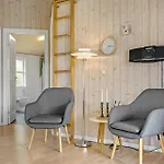 Casa vacanze Gorgeous In With Kitchen