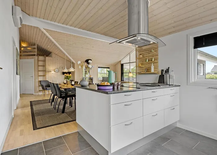 Gorgeous In With Kitchen *